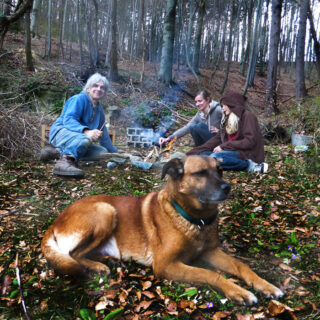 Die Einweihung der Lagerfeuerstelle
